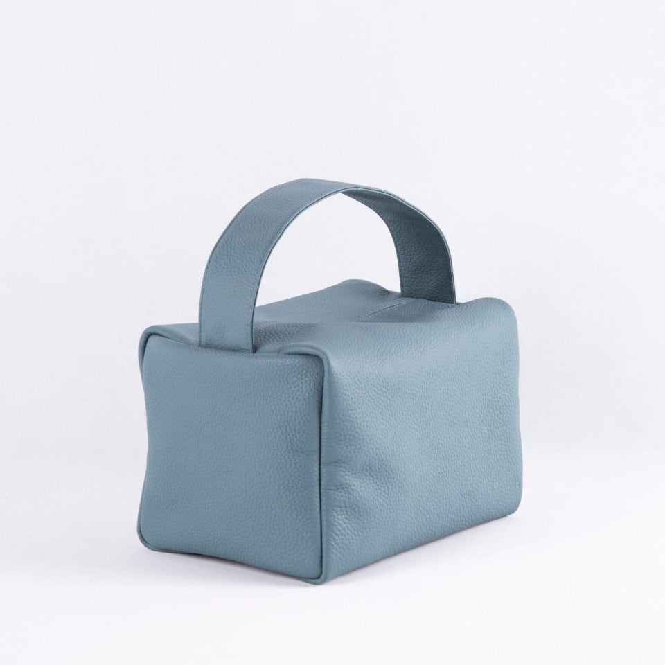 TROW Square 90's Top Handle Bag - in Leather