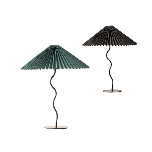 Miho Pleated S Table Lamp