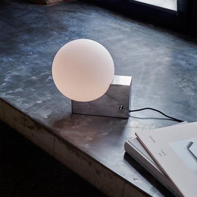 SY2 Glass Orb Table Lamp | Sconce